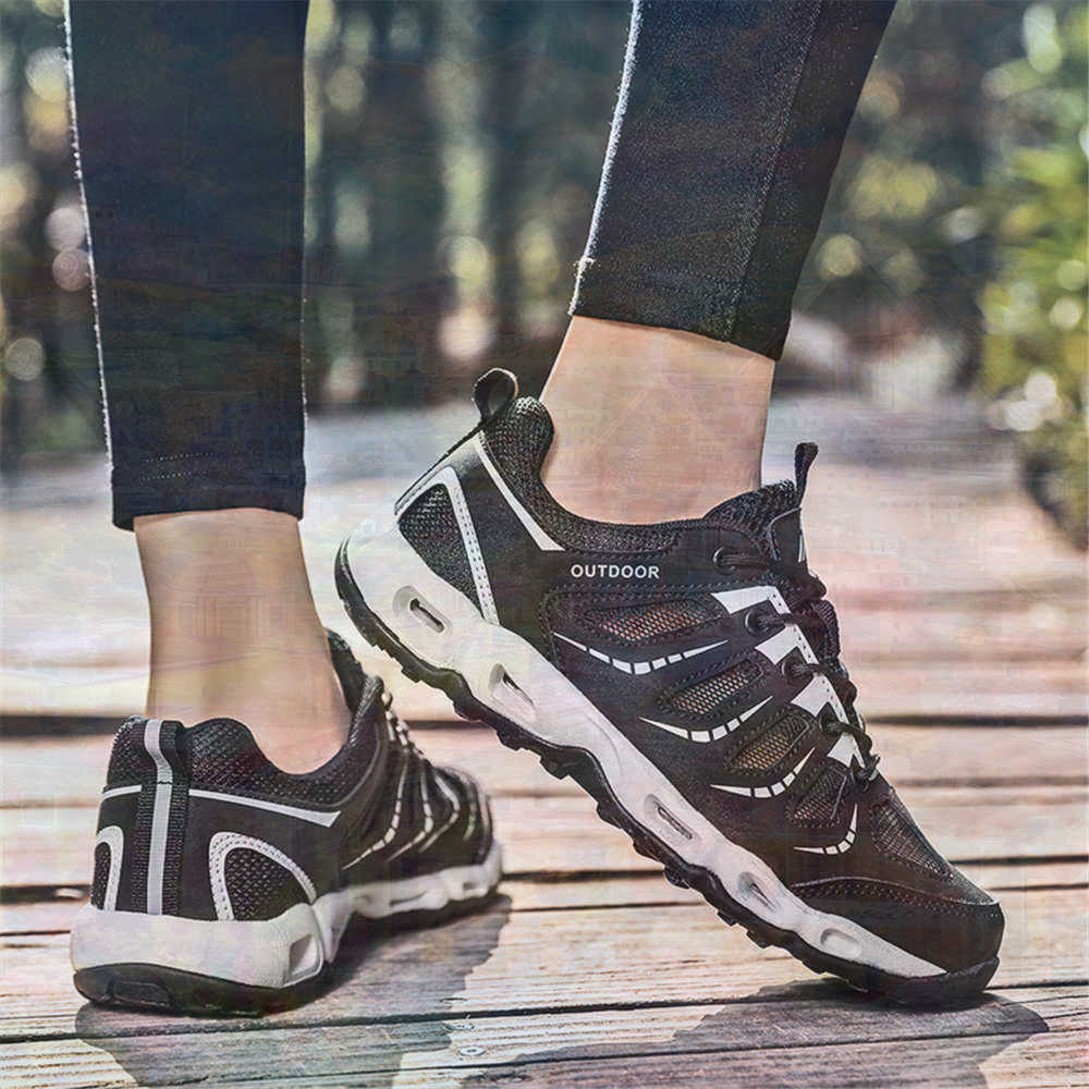Sumer Round Tip Silver Sneaker - огляд і ціна Home Gym Practice