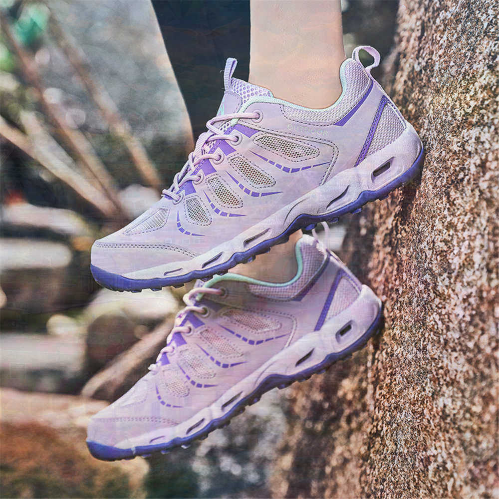 Sumer Round Tip Silver Sneaker - огляд і ціна Home Gym Practice